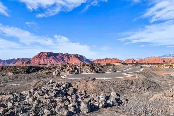 $1,495,000 | 2431 Phil Smith Court, Unit 20, Santa Clara, UT 84765