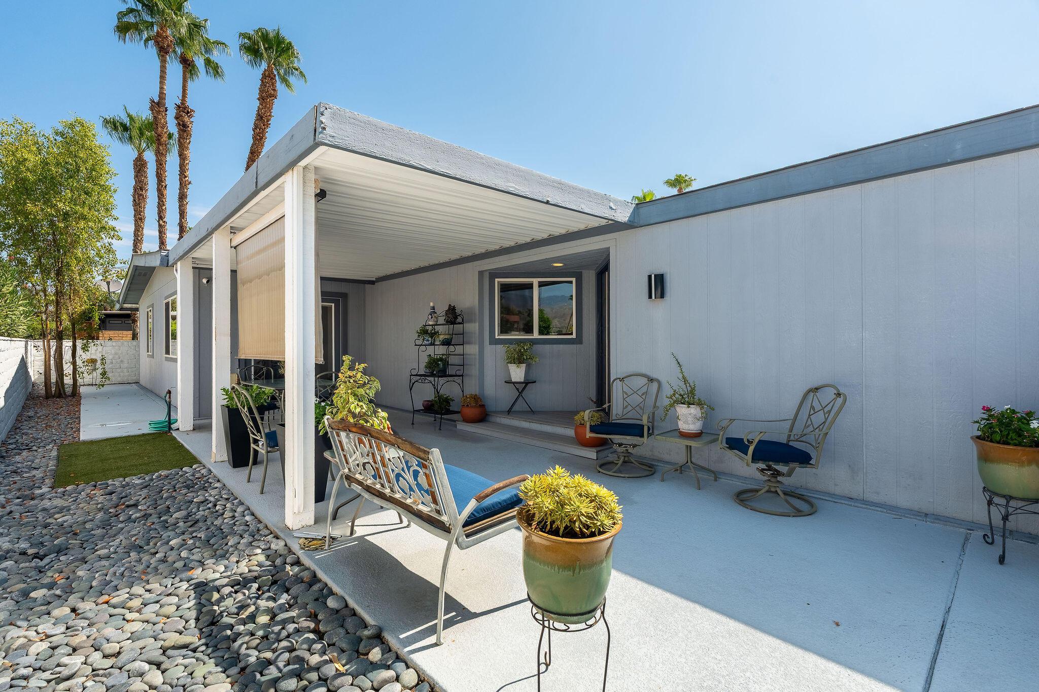 92 Athens Street Rancho Mirage, CA 92270 - Photo 3 of 77 Patio