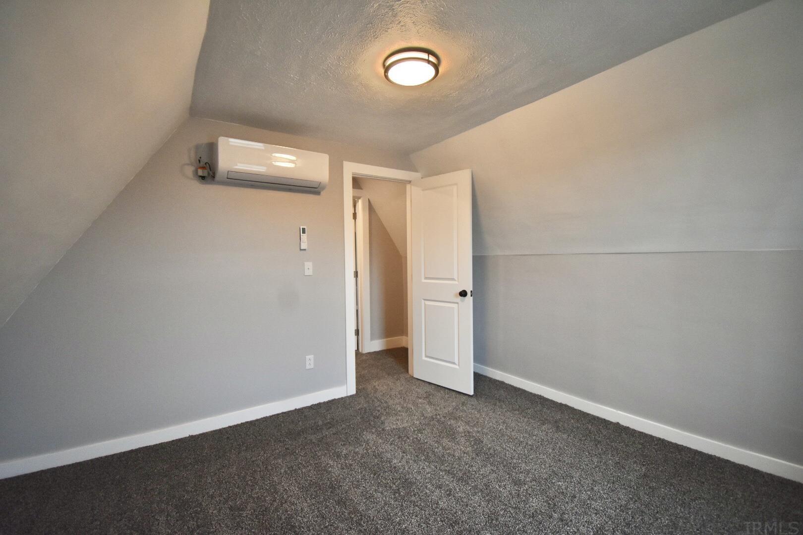 107 West Main Street Bloomfield, IN 47424 - Photo 14 of 17