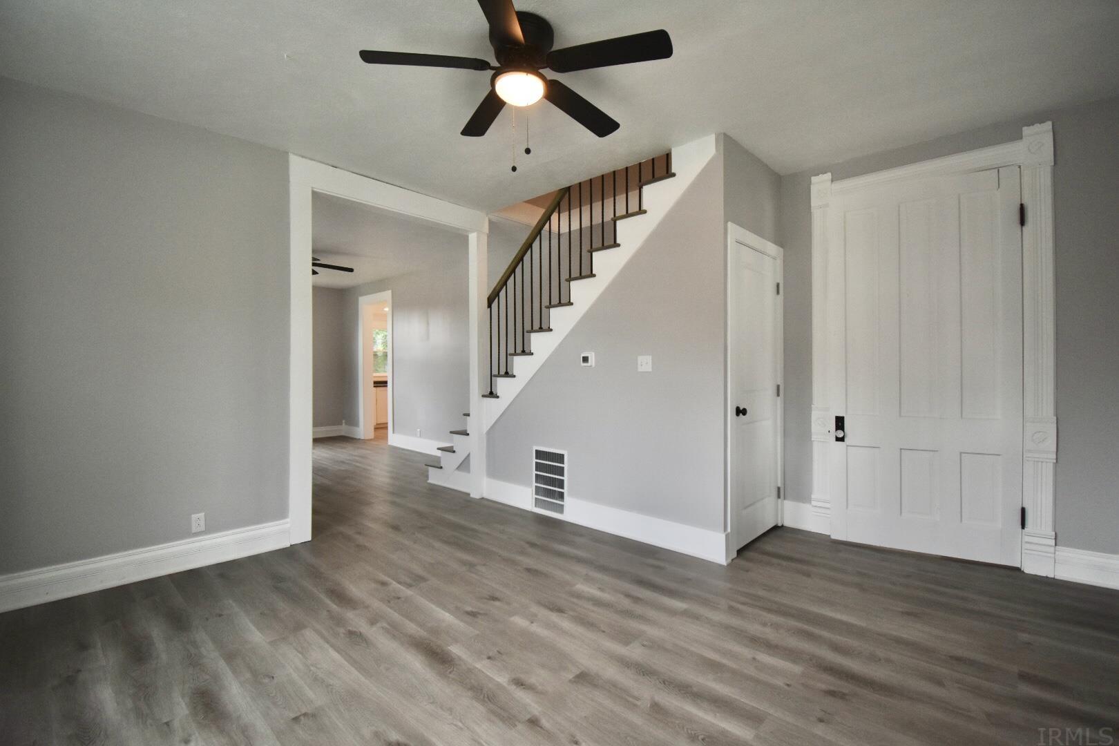 107 West Main Street Bloomfield, IN 47424 - Photo 6 of 17
