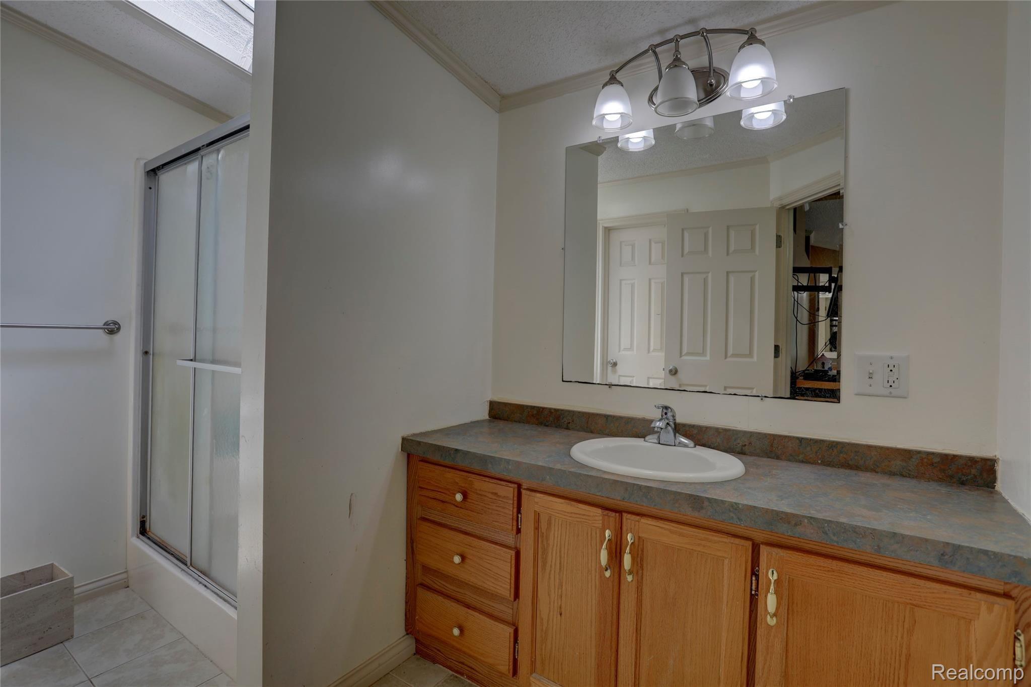 8055 Pepper Road Holly, MI 48442 - Photo 17 of 29 8055 Pepper Road, Holly, MI-19-FULL.jpg