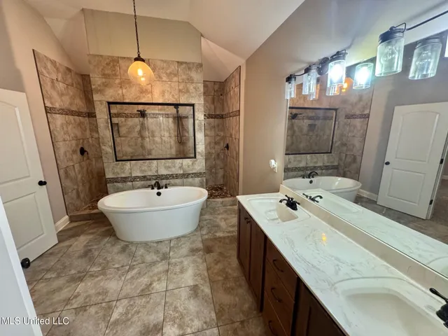 $380,000 | 3667 Aniston Drive, Southaven, MS 38672