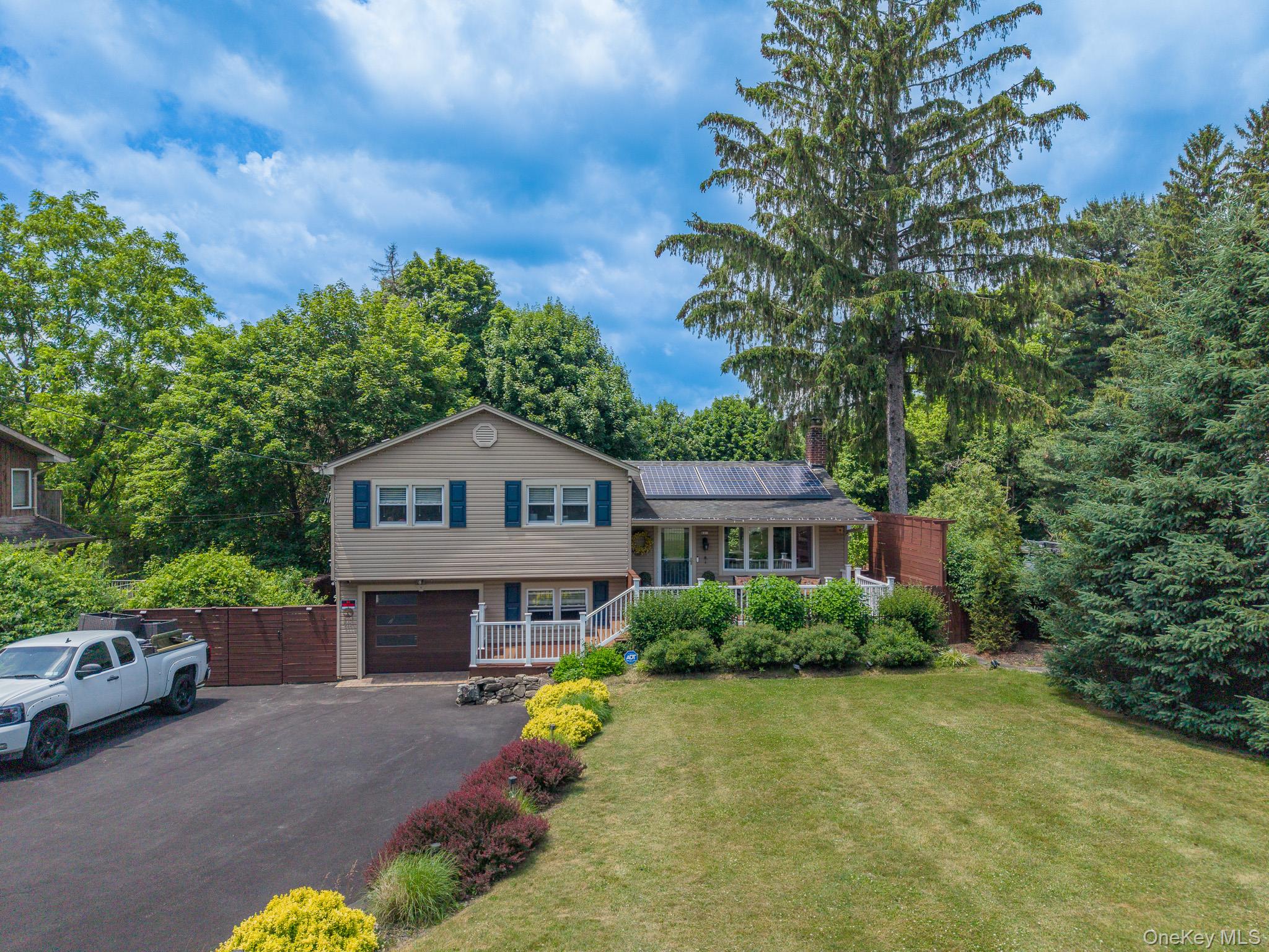 621 Stage Road Monroe, NY 10950 - Photo 2 of 29