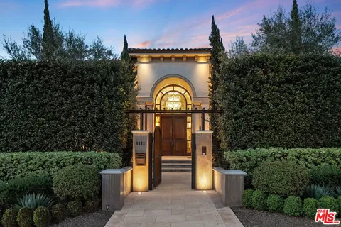 $6,399,000 | 6882 Arizona Avenue, Los Angeles, CA 90045