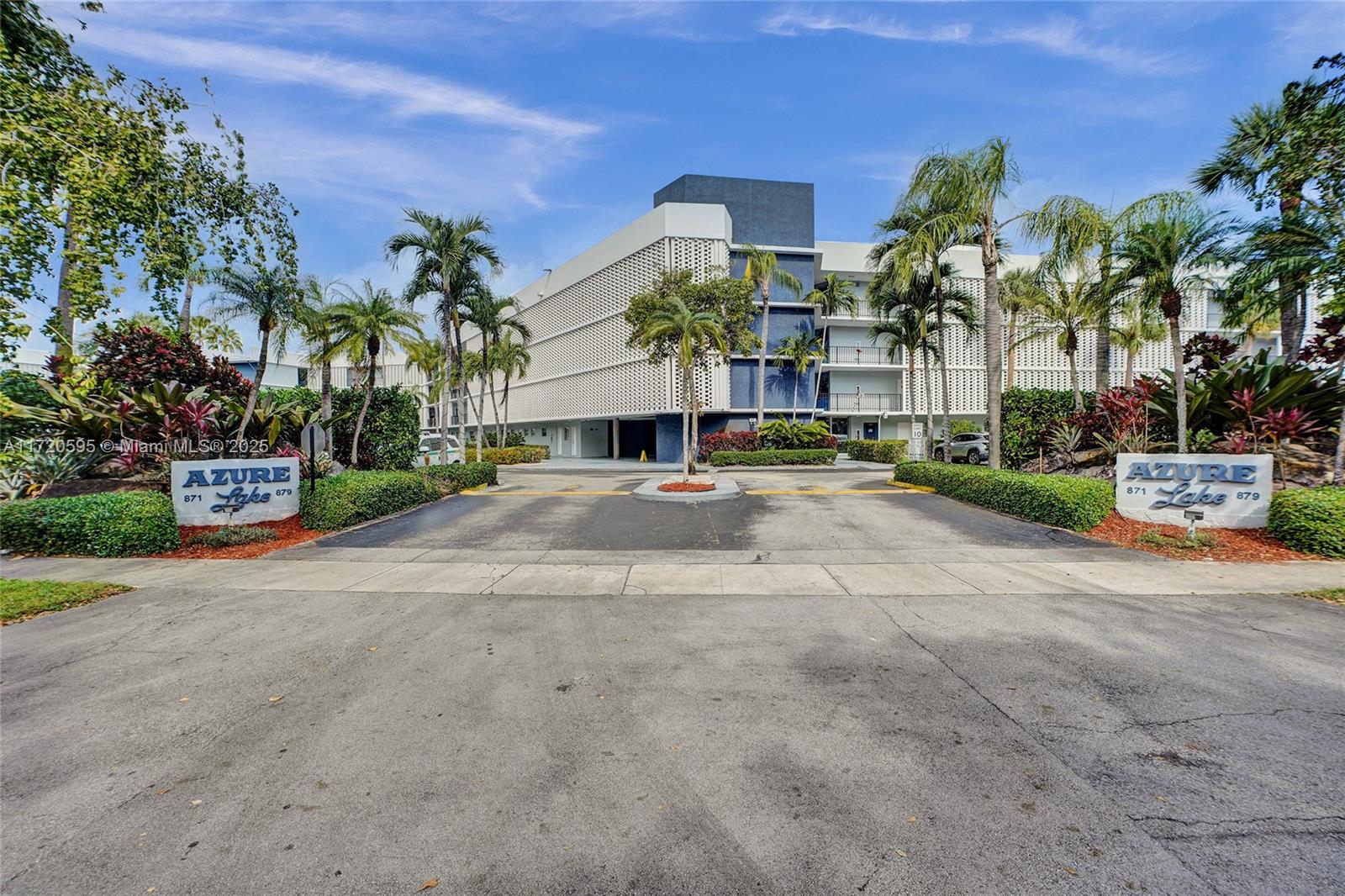 877 Northeast 195th Street, Unit 222 Miami, FL 33179 - Photo 89 of 93