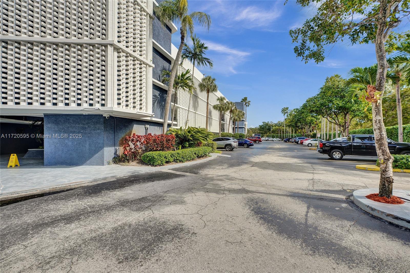 877 Northeast 195th Street, Unit 222 Miami, FL 33179 - Photo 92 of 93