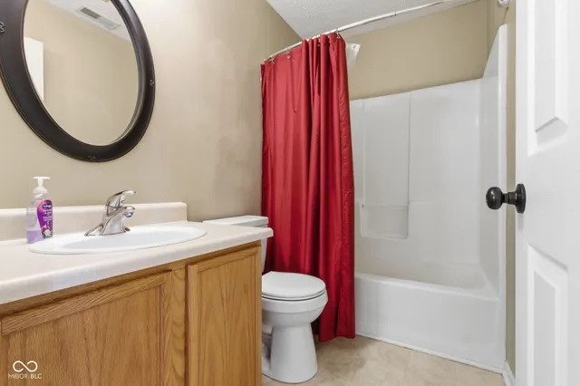 $247,000 | 409 Bedford Drive, Westfield, IN 46074