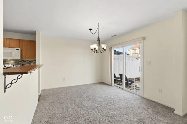 $247,000 | 409 Bedford Drive, Westfield, IN 46074