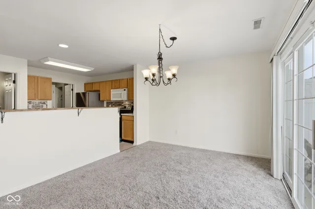 $247,000 | 409 Bedford Drive, Westfield, IN 46074