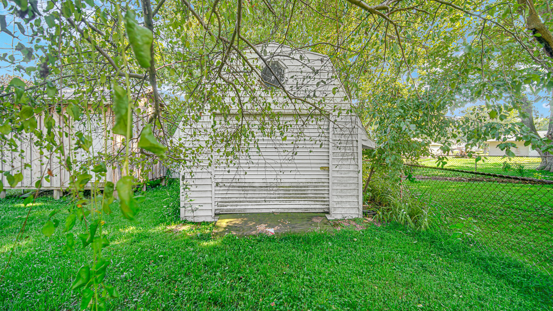 92 North County Line Road Hobart, IN 46342 - Photo 16 of 18 1920x1080