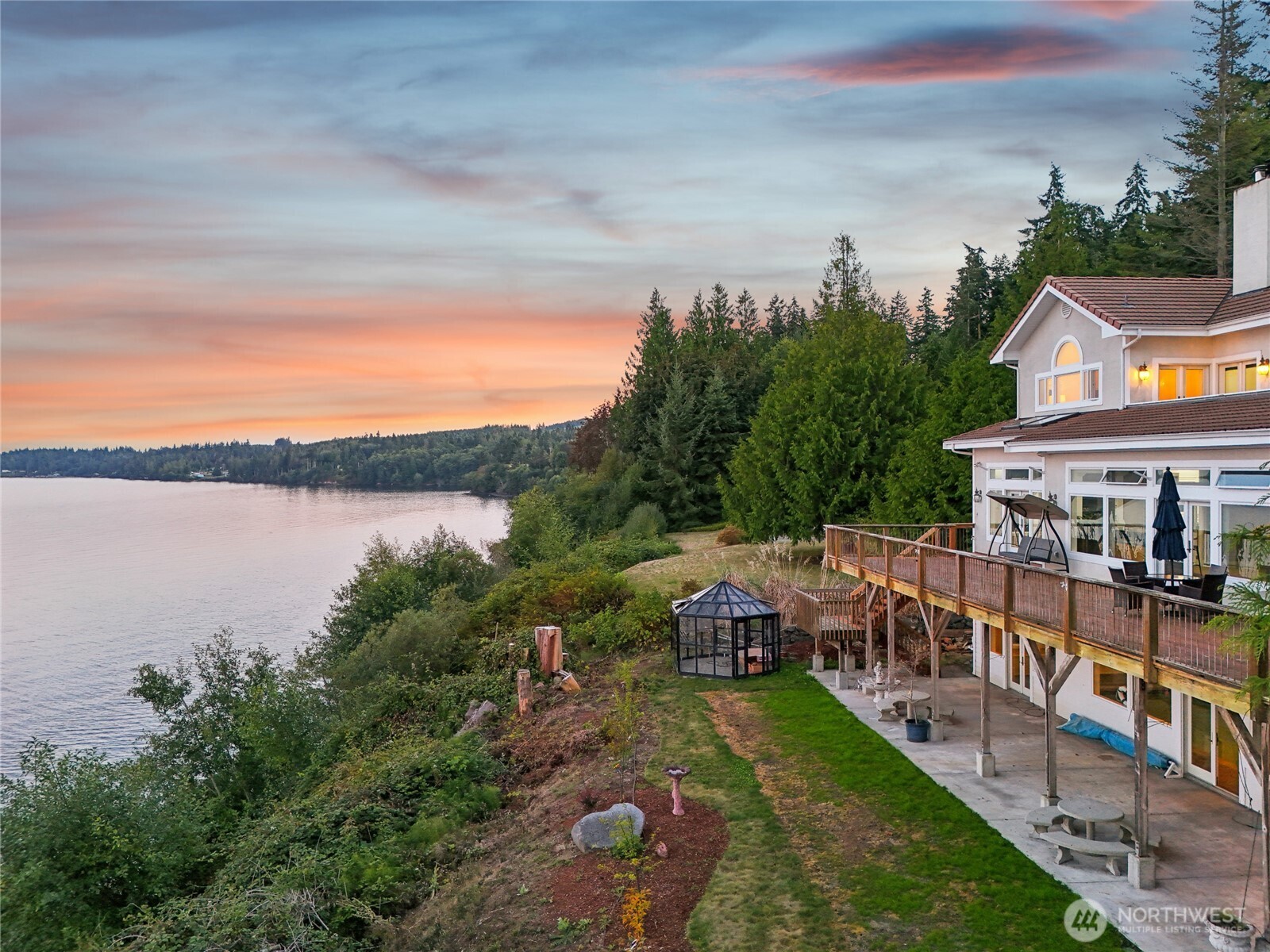 3065 Oak Bay Road Port Hadlock, WA 98339 - Photo 1 of 40