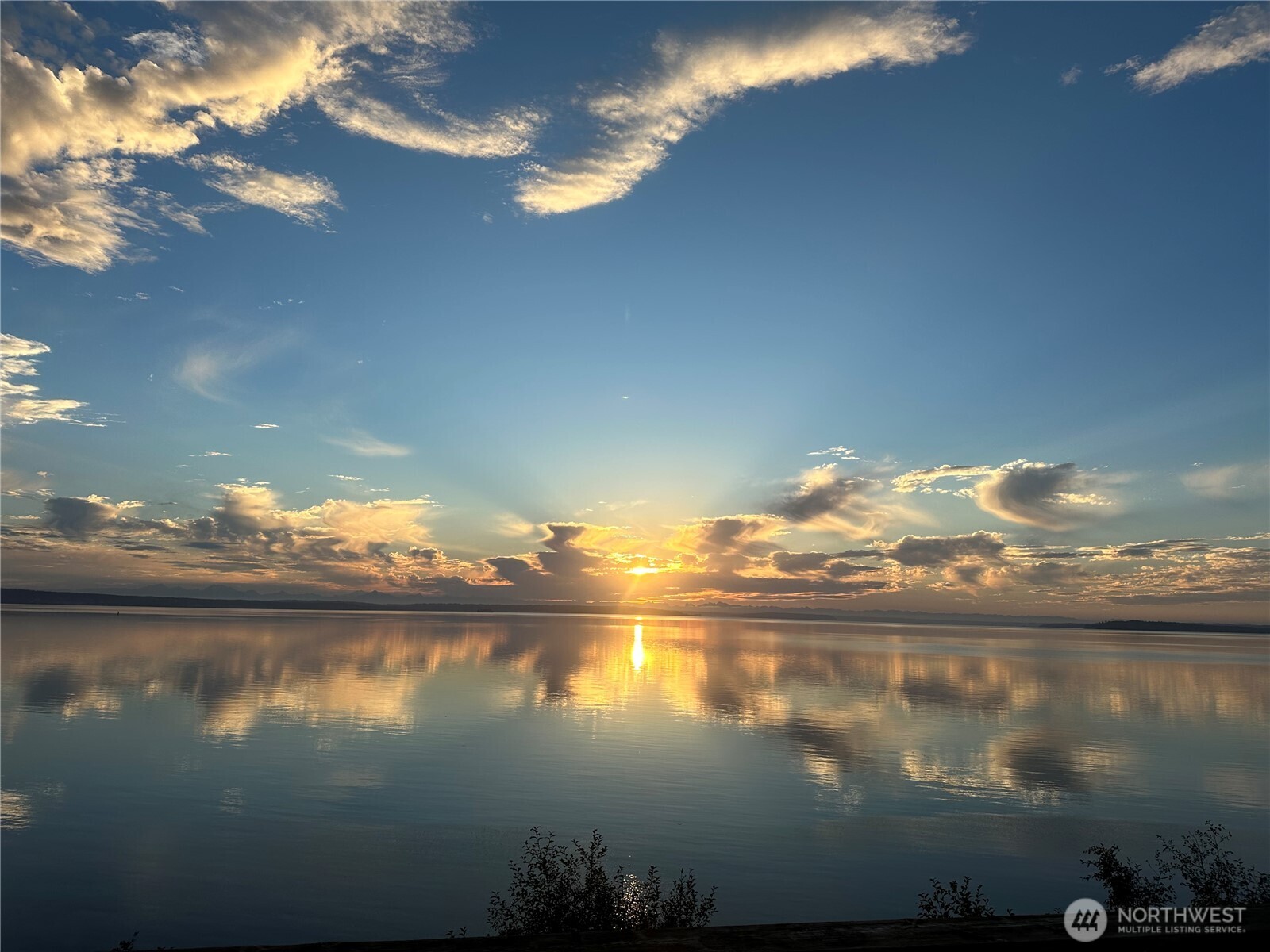 3065 Oak Bay Road Port Hadlock, WA 98339 - Photo 2 of 40