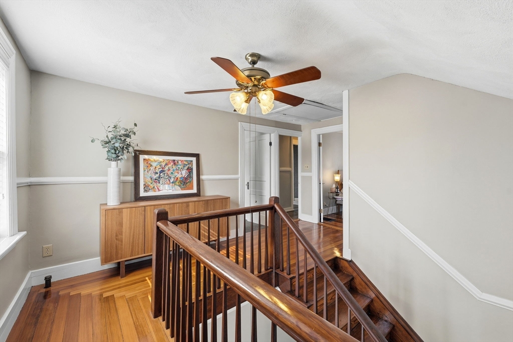 589 Smithfield Road North Providence, RI 02904 - Photo 23 of 41