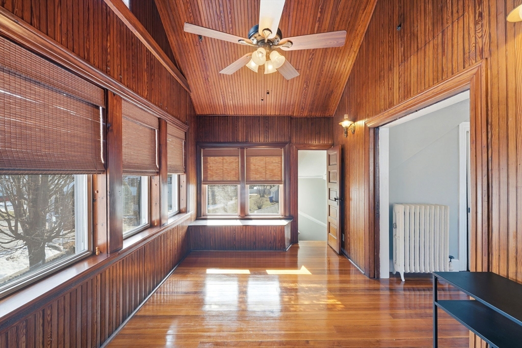 589 Smithfield Road North Providence, RI 02904 - Photo 25 of 41