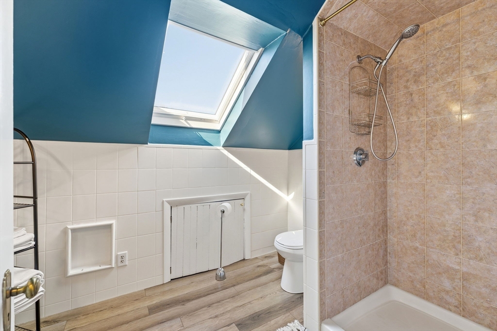 589 Smithfield Road North Providence, RI 02904 - Photo 28 of 41