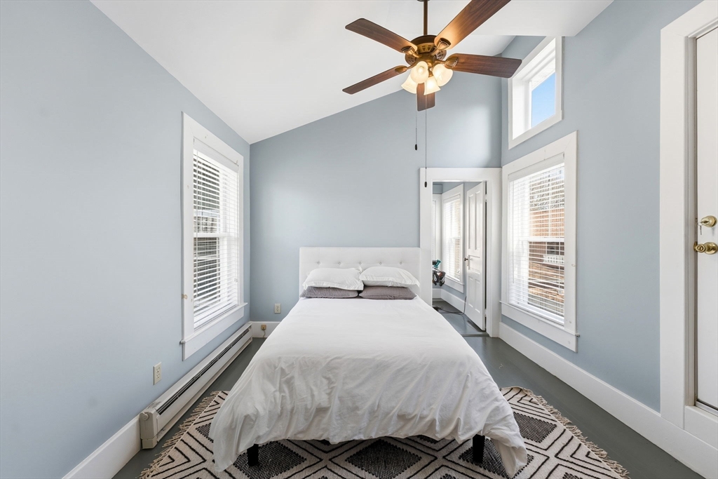 589 Smithfield Road North Providence, RI 02904 - Photo 29 of 41