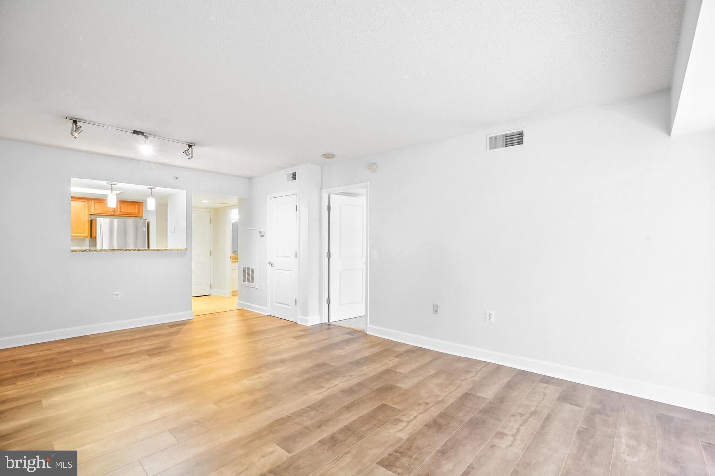 11800 Sunset Hills Road, Unit 509 Reston, VA 20190 - Photo 8 of 41