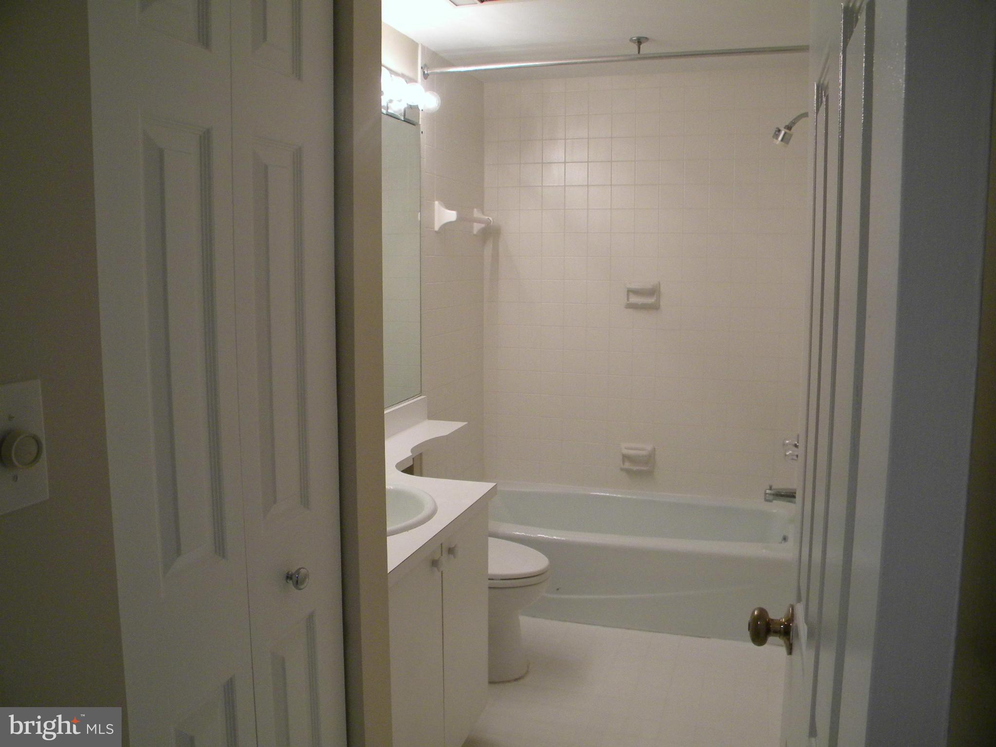 2331 Old Court Road, Unit 102 Baltimore, MD 21208 - Photo 15 of 27 Bath 2
