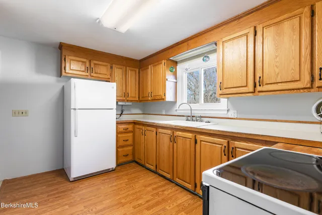 $299,500 | 18 Pleasantview Drive, Dalton, MA 01226