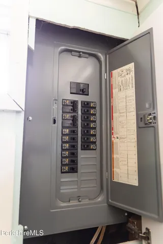 $299,500 | 18 Pleasantview Drive, Dalton, MA 01226