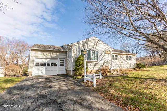 $299,500 | 18 Pleasantview Drive, Dalton, MA 01226