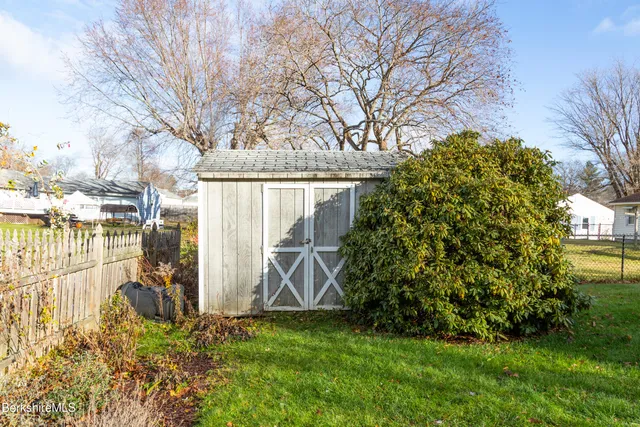 $299,500 | 18 Pleasantview Drive, Dalton, MA 01226