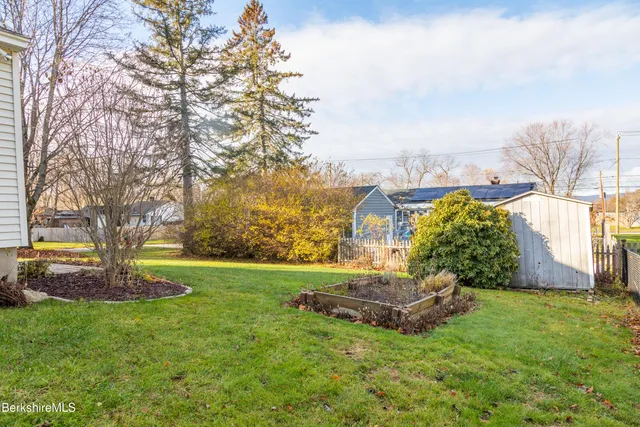 $299,500 | 18 Pleasantview Drive, Dalton, MA 01226