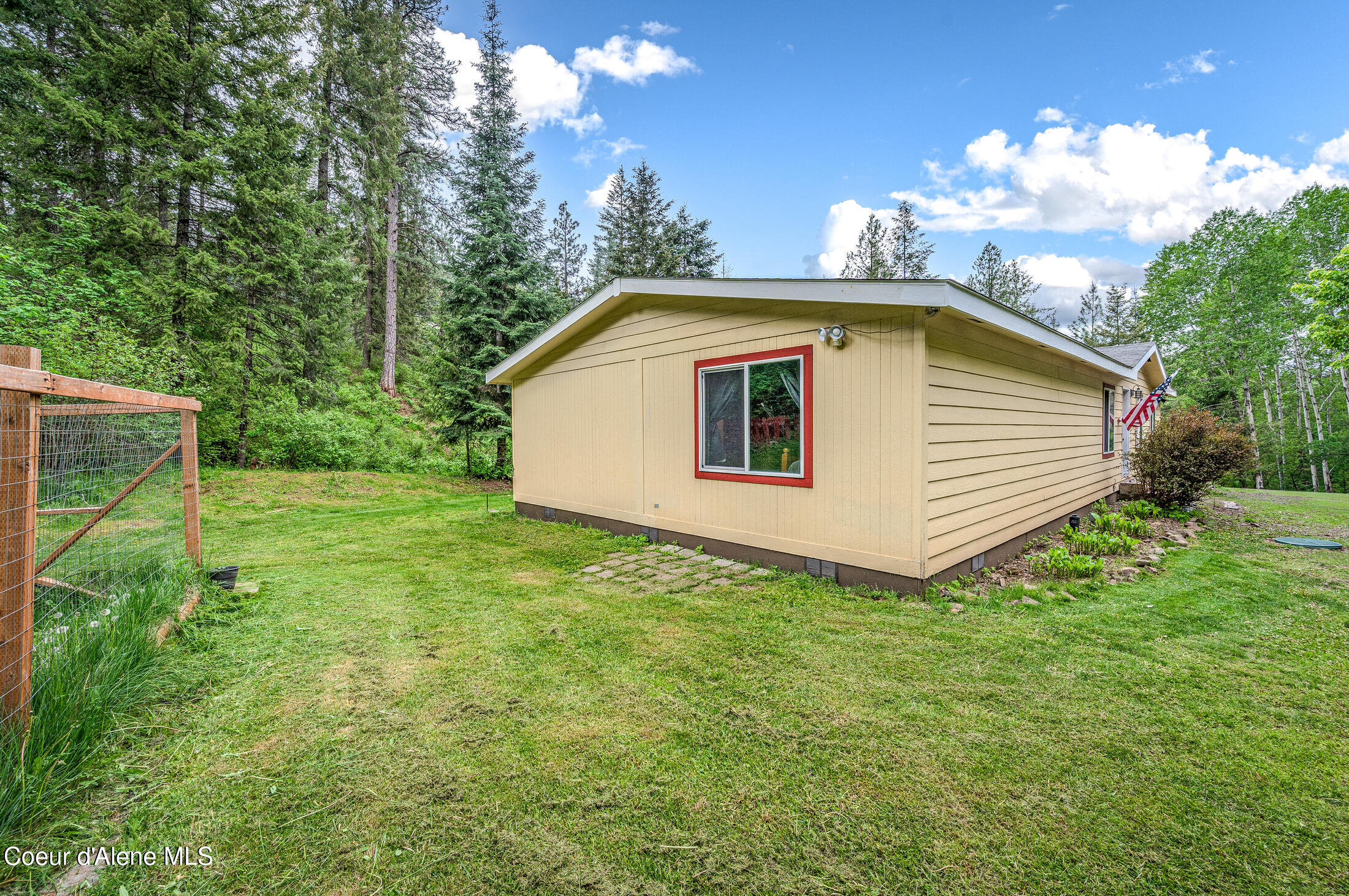 18924 South Black Rock Road Cataldo, ID 83810 - Photo 27 of 37 25