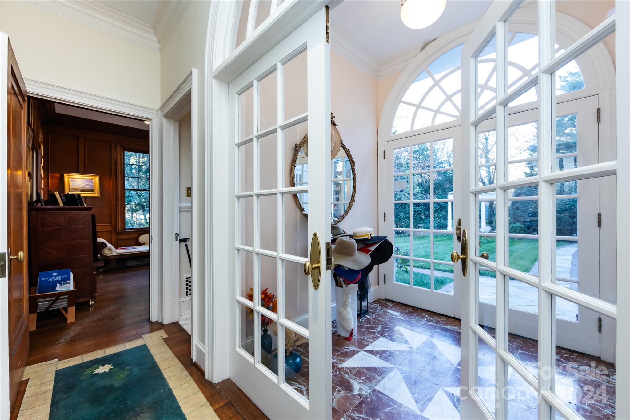 1501 Queens Road West Charlotte, NC 28207 - Photo 23 of 46 Gallery Image 23