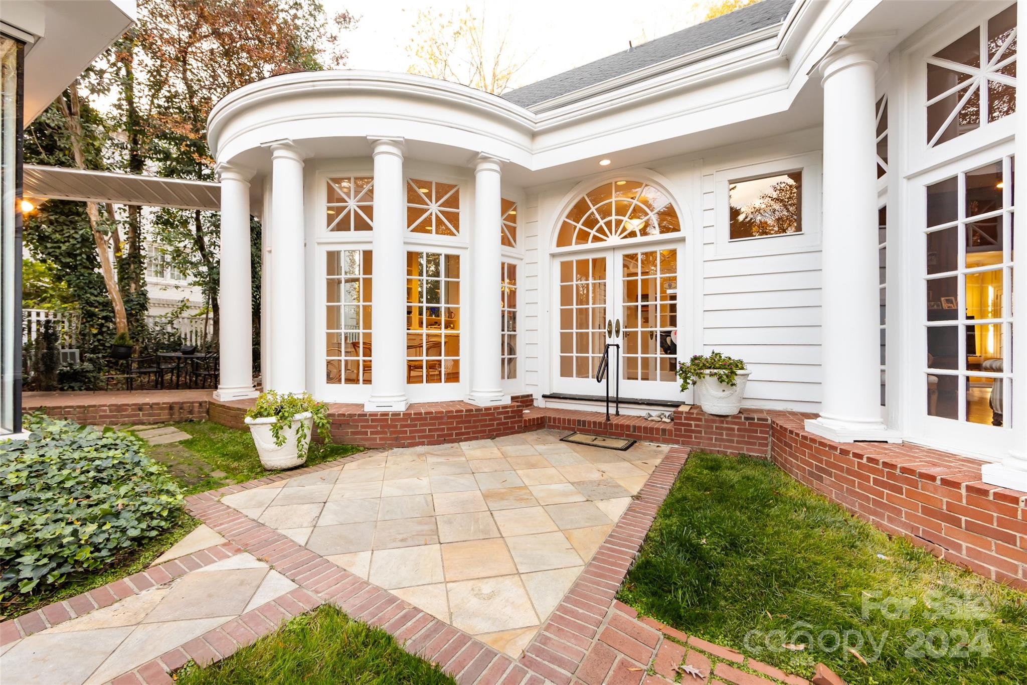 1501 Queens Road West Charlotte, NC 28207 - Photo 39 of 46 Gallery Image 39