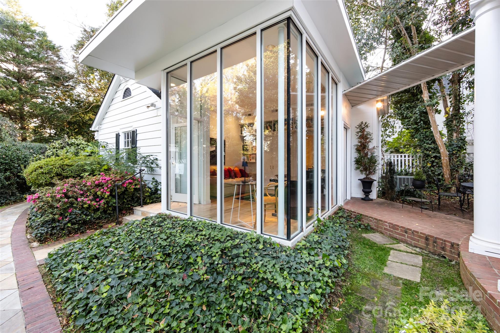 1501 Queens Road West Charlotte, NC 28207 - Photo 40 of 46 Gallery Image 40
