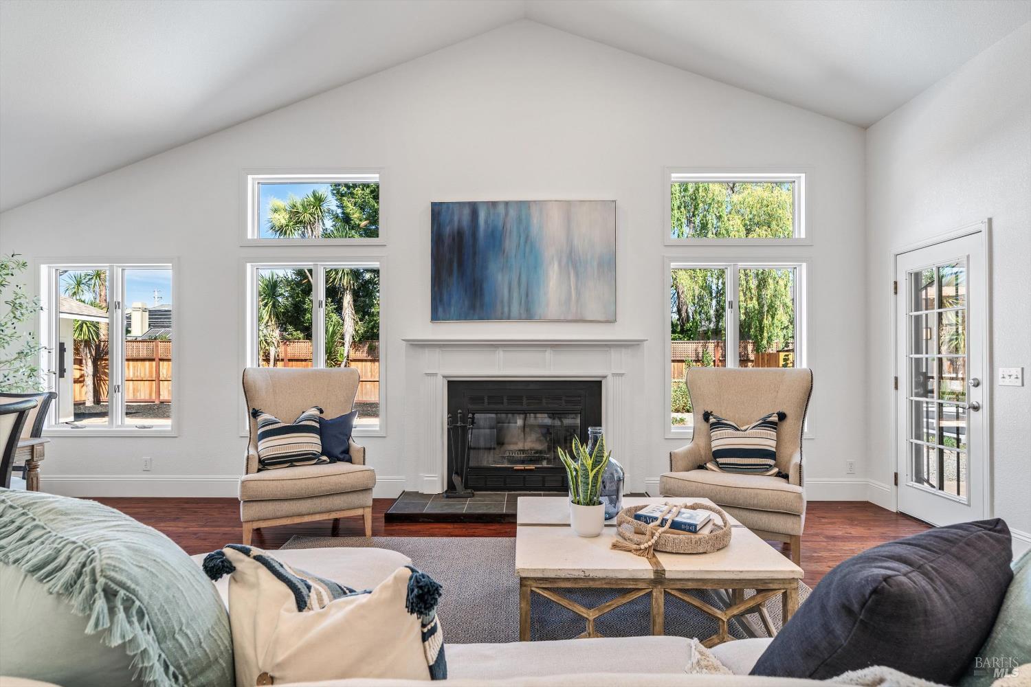10014 Herb Road Windsor, CA 95492 - Photo 12 of 56