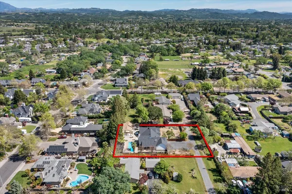 $1,950,000 | 10014 Herb Road, Windsor, CA 95492