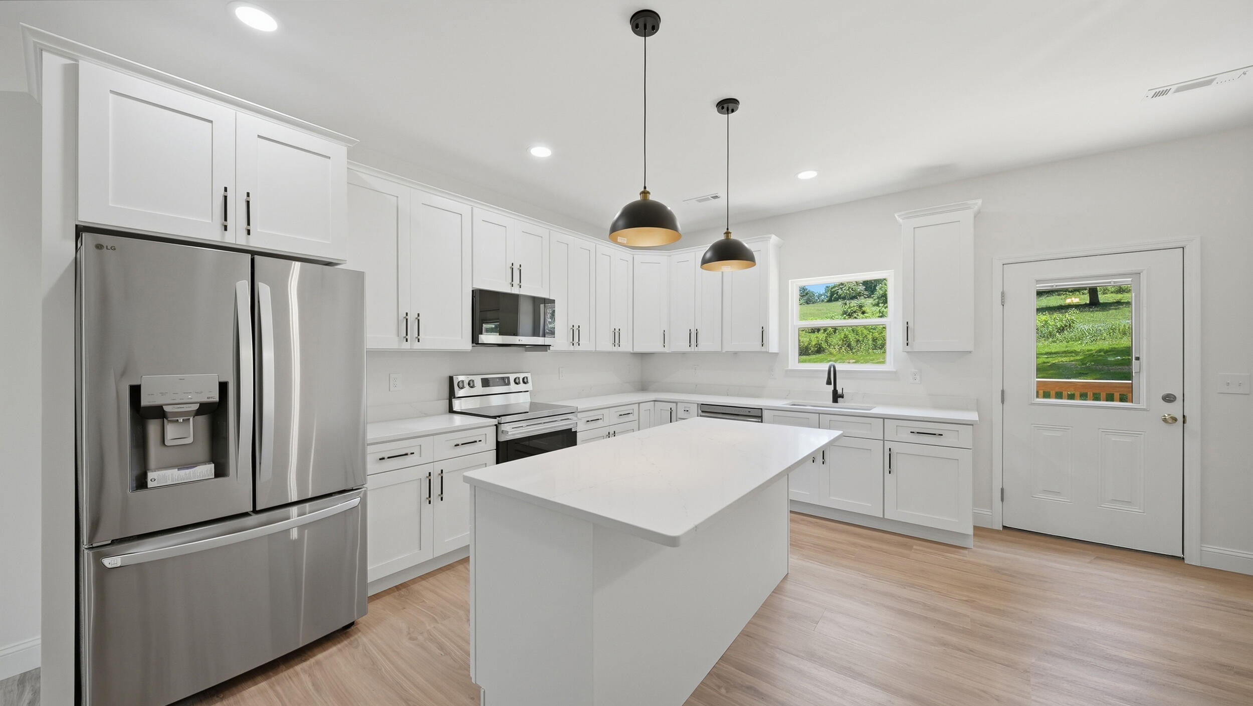 355 Arbor Pointe Trail Dayton, TN 37321 - Photo 8 of 31 10_355 arbor pointe trail-8