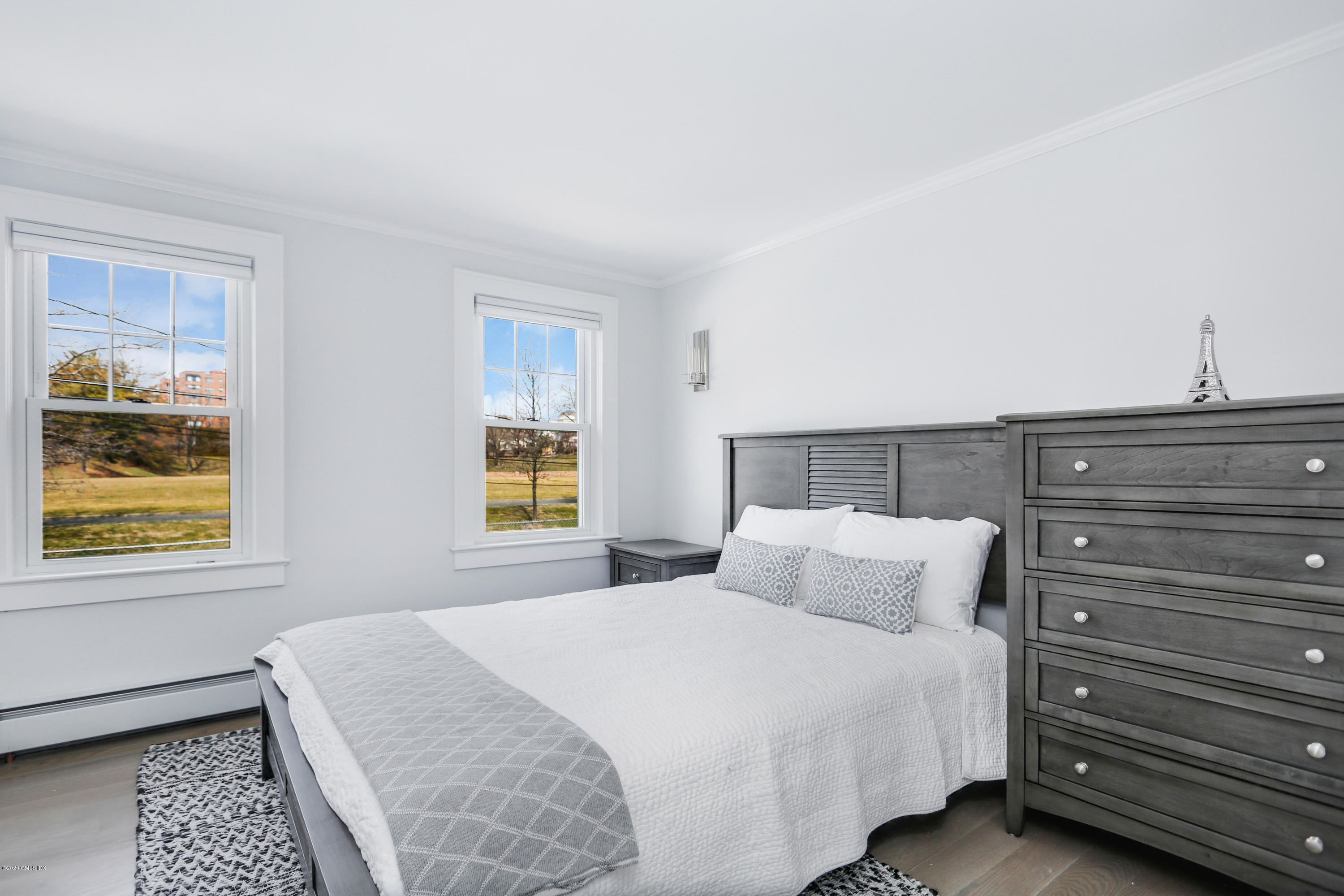 5 Bolling Place Greenwich, CT 06830 - Photo 14 of 24 015