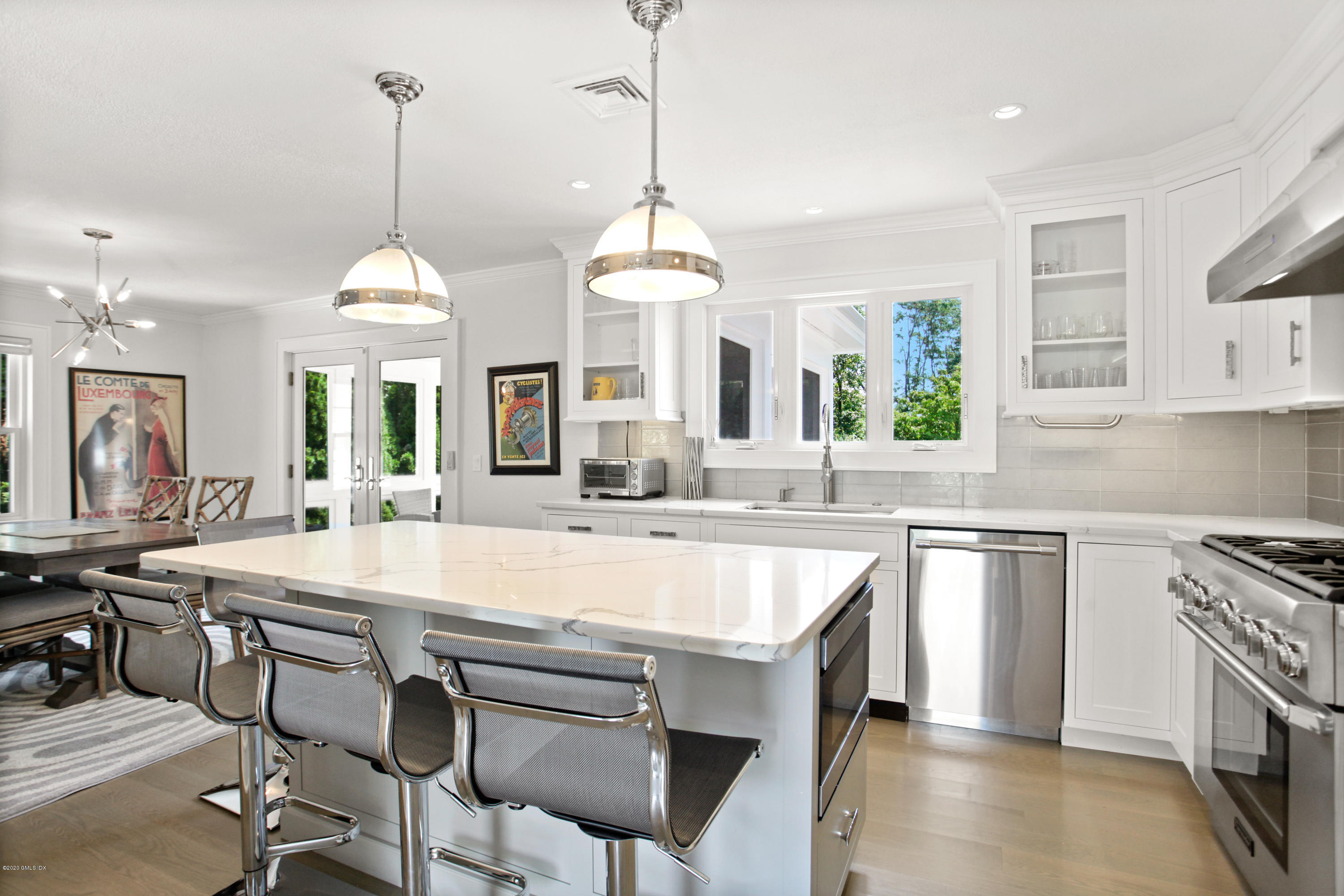 5 Bolling Place Greenwich, CT 06830 - Photo 7 of 24 5 Bolling Pl Greenwich CT-print-009-009-
