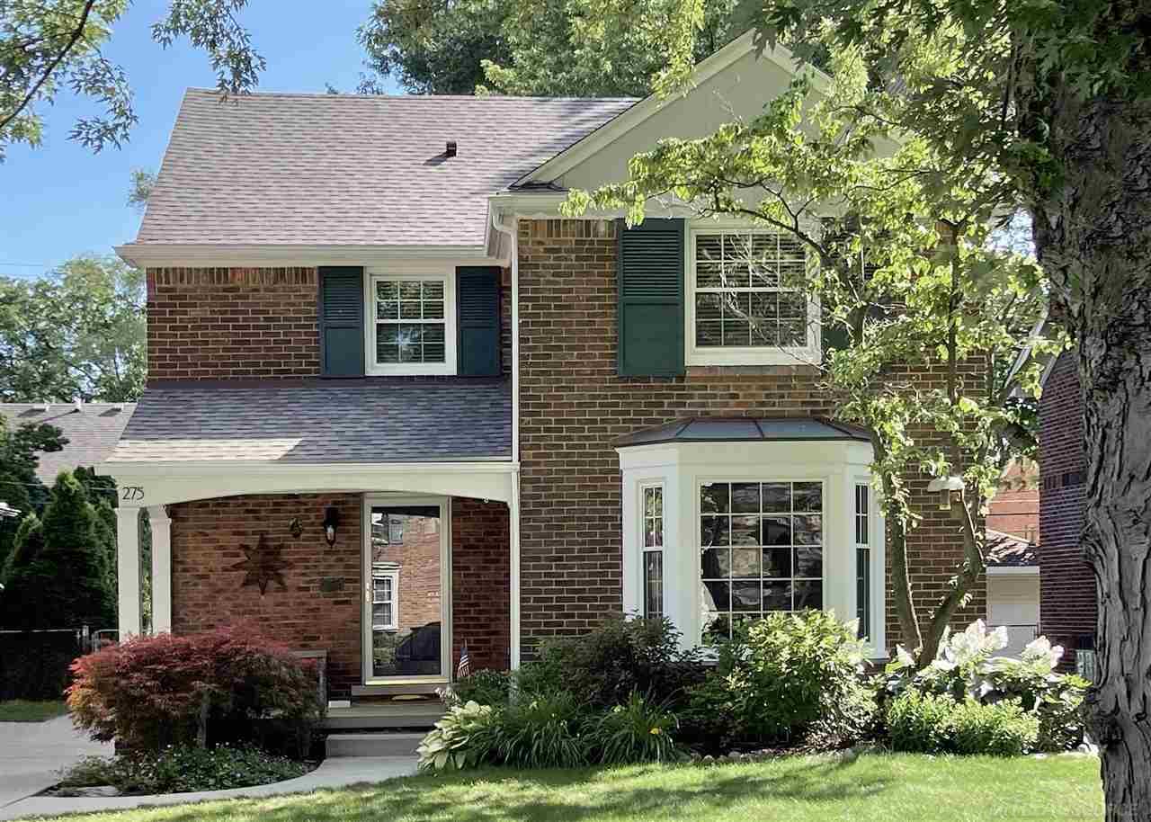 275 Merriweather Road Grosse Pointe, MI 48236 - Photo 2 of 36 Pride of ownership, inside and out.