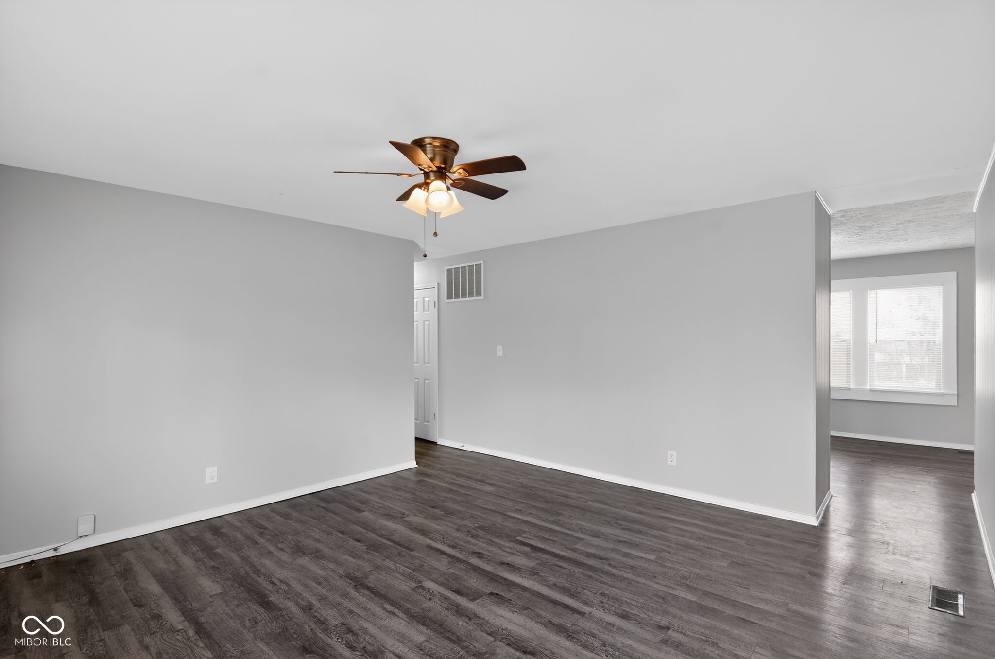 2337 Sickle Road Indianapolis, IN 46219 - Photo 8 of 31 Gallery Image 8