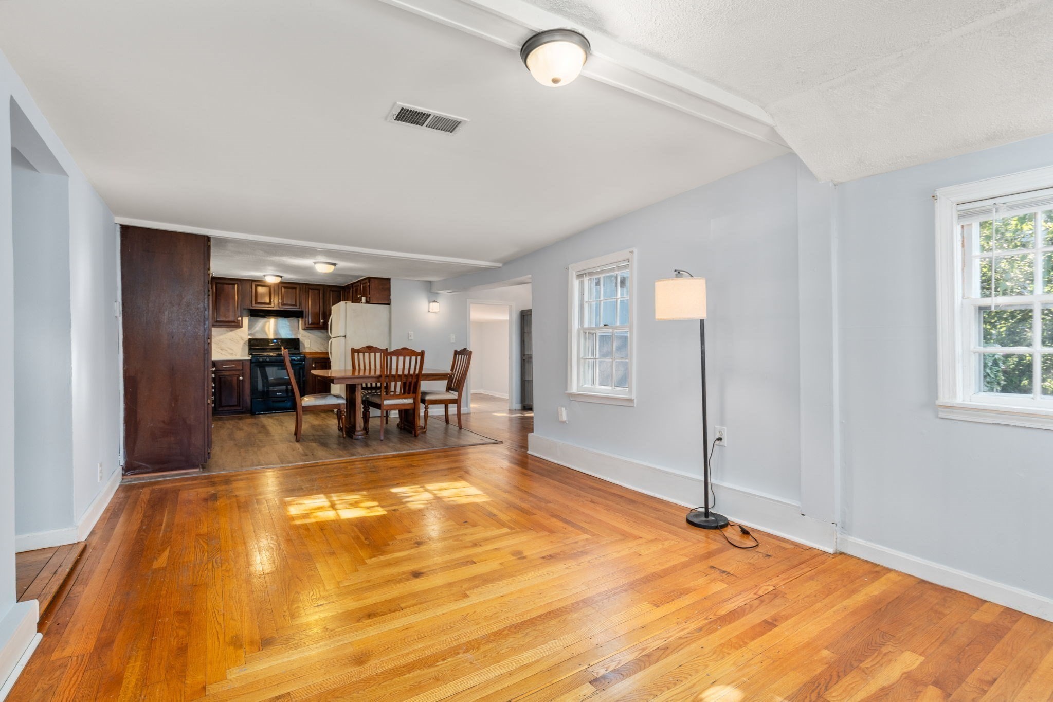 33 Plant Road Waltham, MA 02451 - Photo 19 of 41 Gallery Image 19