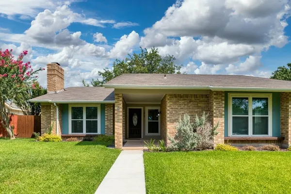 $2,350 | 1817 Hemlock Drive, Garland, TX 75041