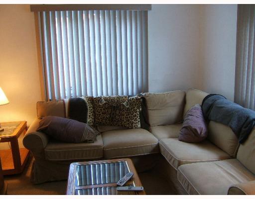 3214 Mt Troy Road Pittsburgh, PA 15212 - Photo 7 of 14 Living Room.