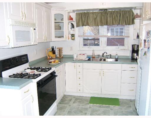 3214 Mt Troy Road Pittsburgh, PA 15212 - Photo 10 of 14 Kitchen.