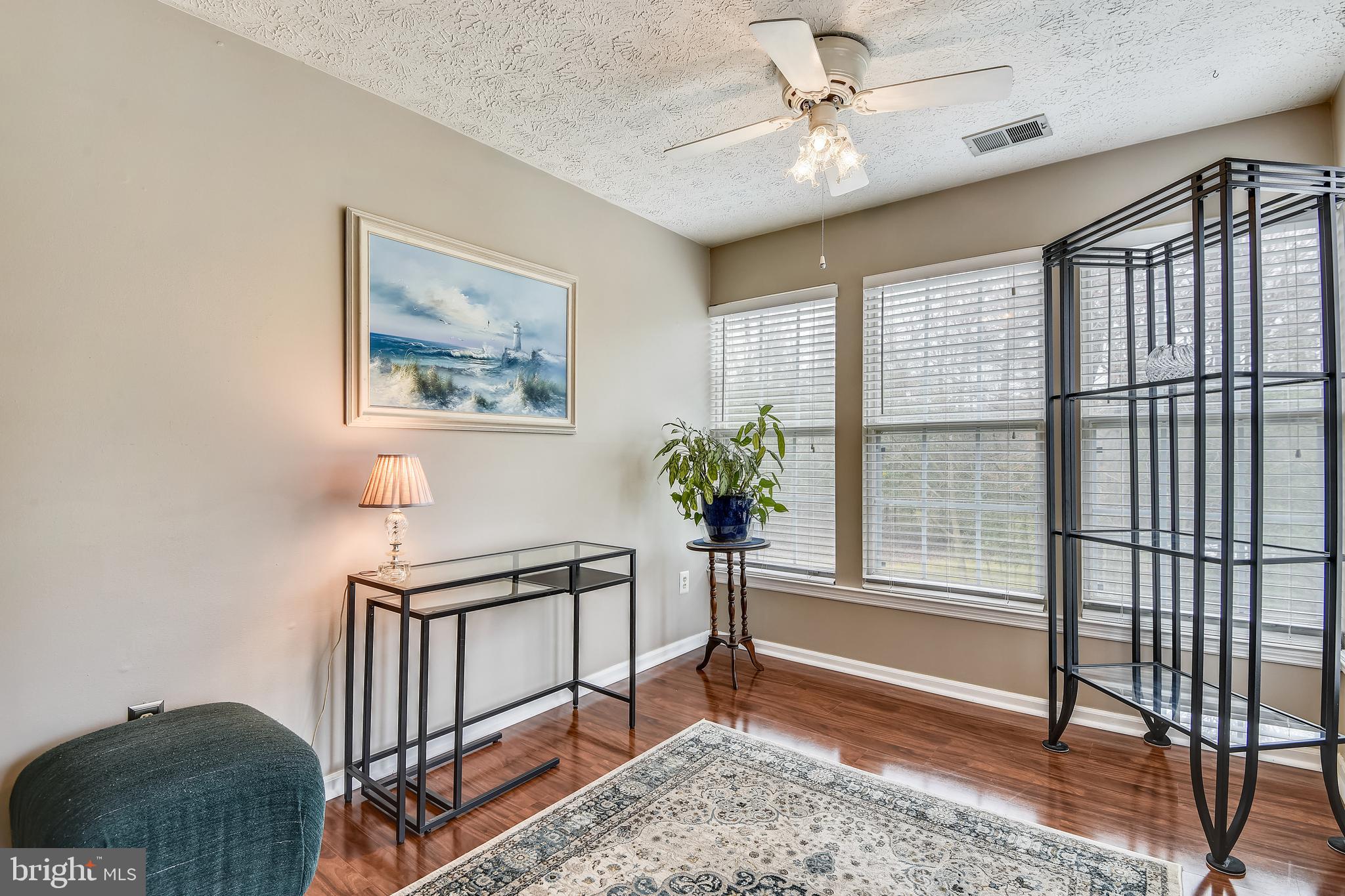 733 Deering Road, Unit 6G Pasadena, MD 21122 - Photo 16 of 37 Dining Room/Sun Room