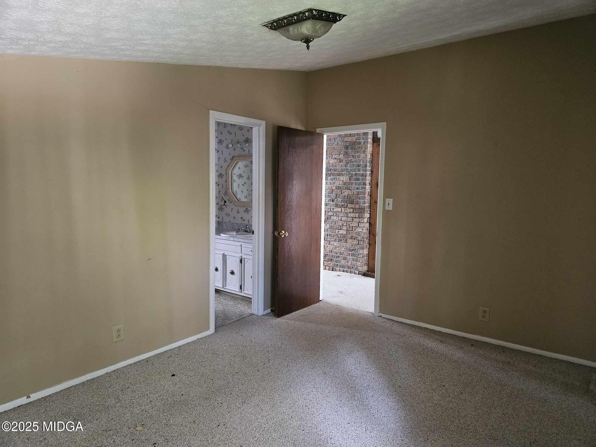 156 Rose Down Avenue Gray, GA 31032 - Photo 39 of 46 an empty room with windows