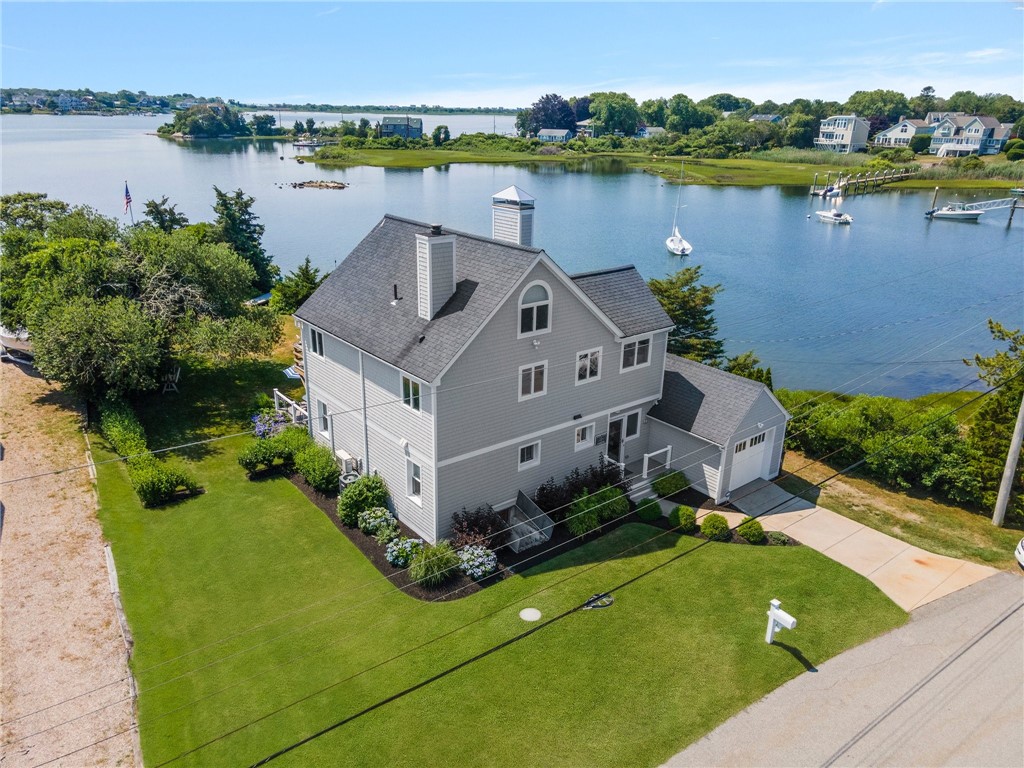 31 Franks Neck Road Narragansett, RI 02882 - Photo 3 of 49