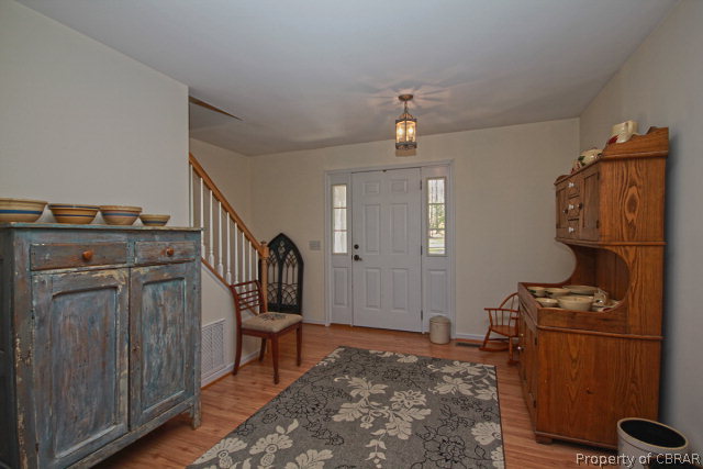 2735 Shell Road Gloucester, VA 23061 - Photo 3 of 25