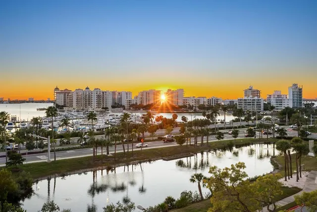 $1,550,000 | 1255 North Gulfstream Avenue, Unit 607, Sarasota, FL 34236