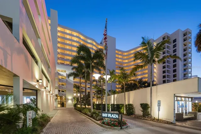 $1,550,000 | 1255 North Gulfstream Avenue, Unit 607, Sarasota, FL 34236