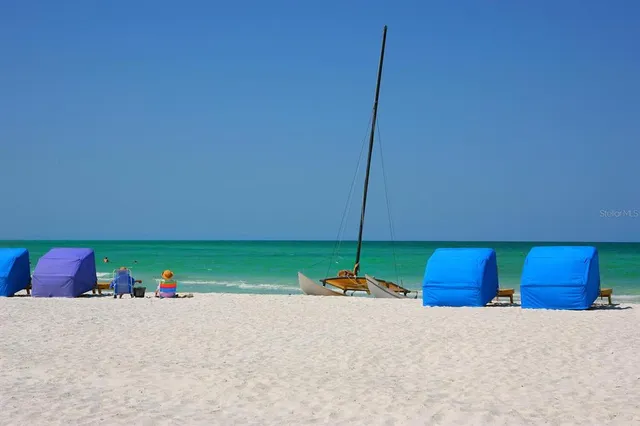 $1,550,000 | 1255 North Gulfstream Avenue, Unit 607, Sarasota, FL 34236