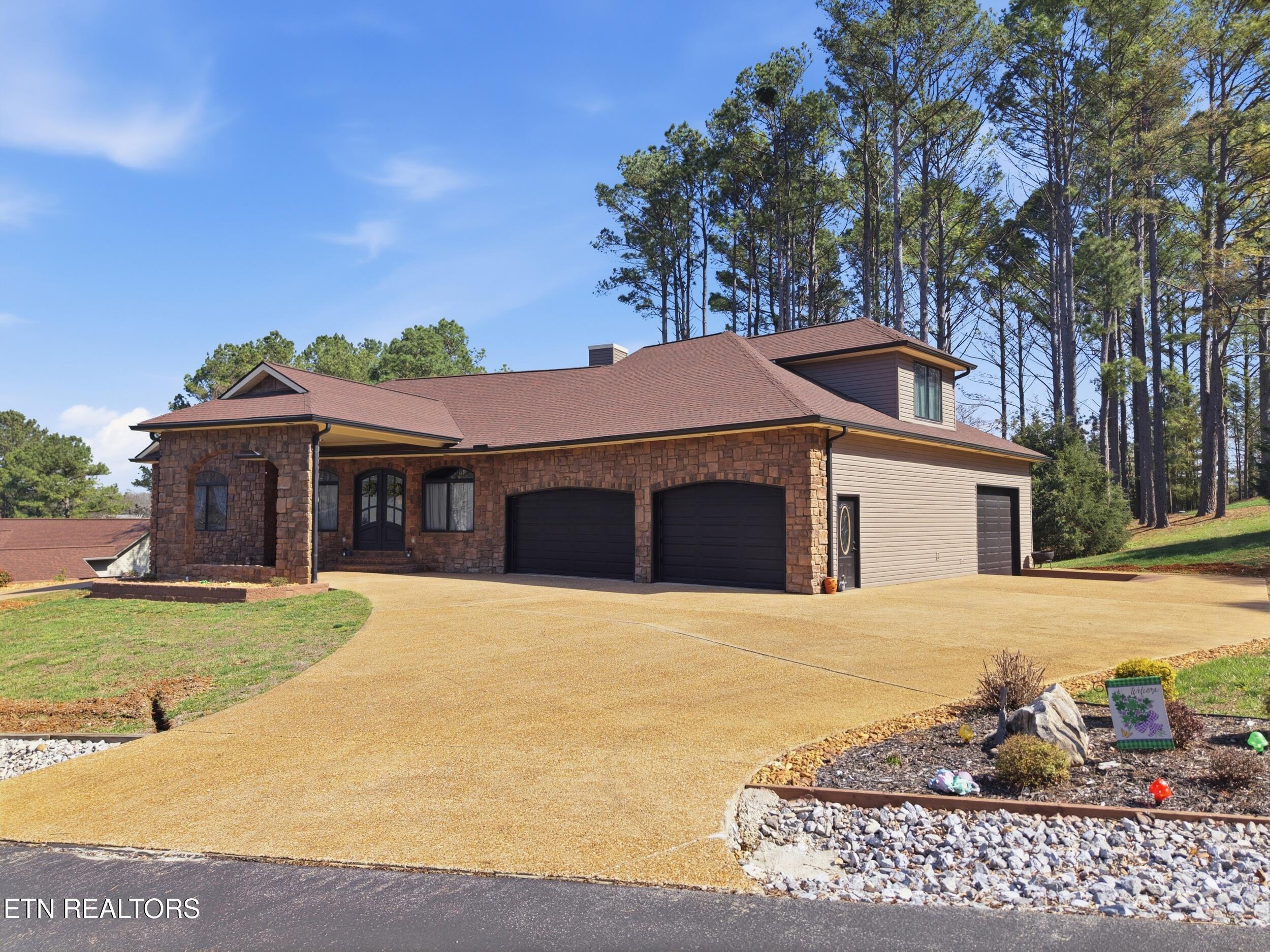 301 Inagehi Lane Loudon, TN 37774 - Photo 3 of 59 301_inaghei_ln_0008